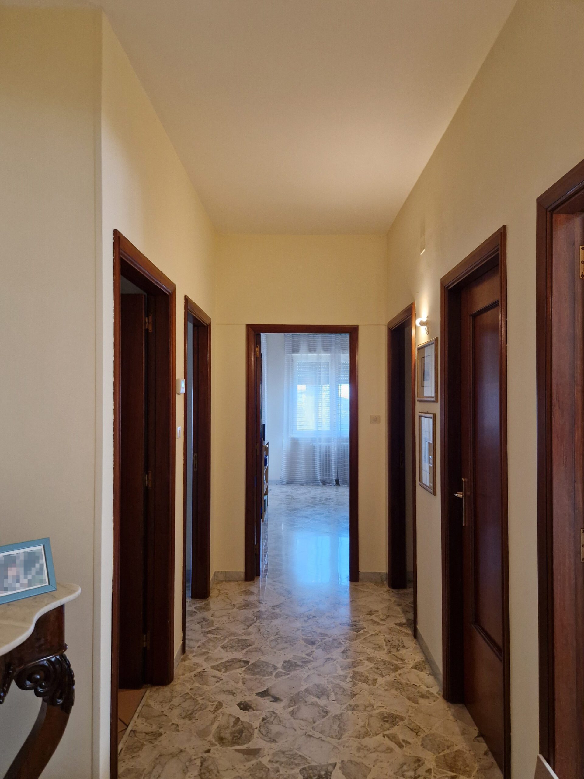 corridoio-ingresso02