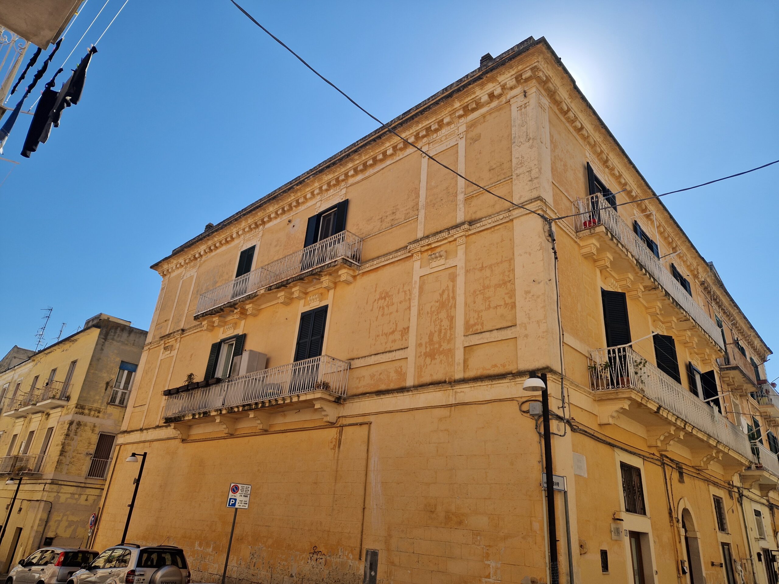 palazzo-esterno01