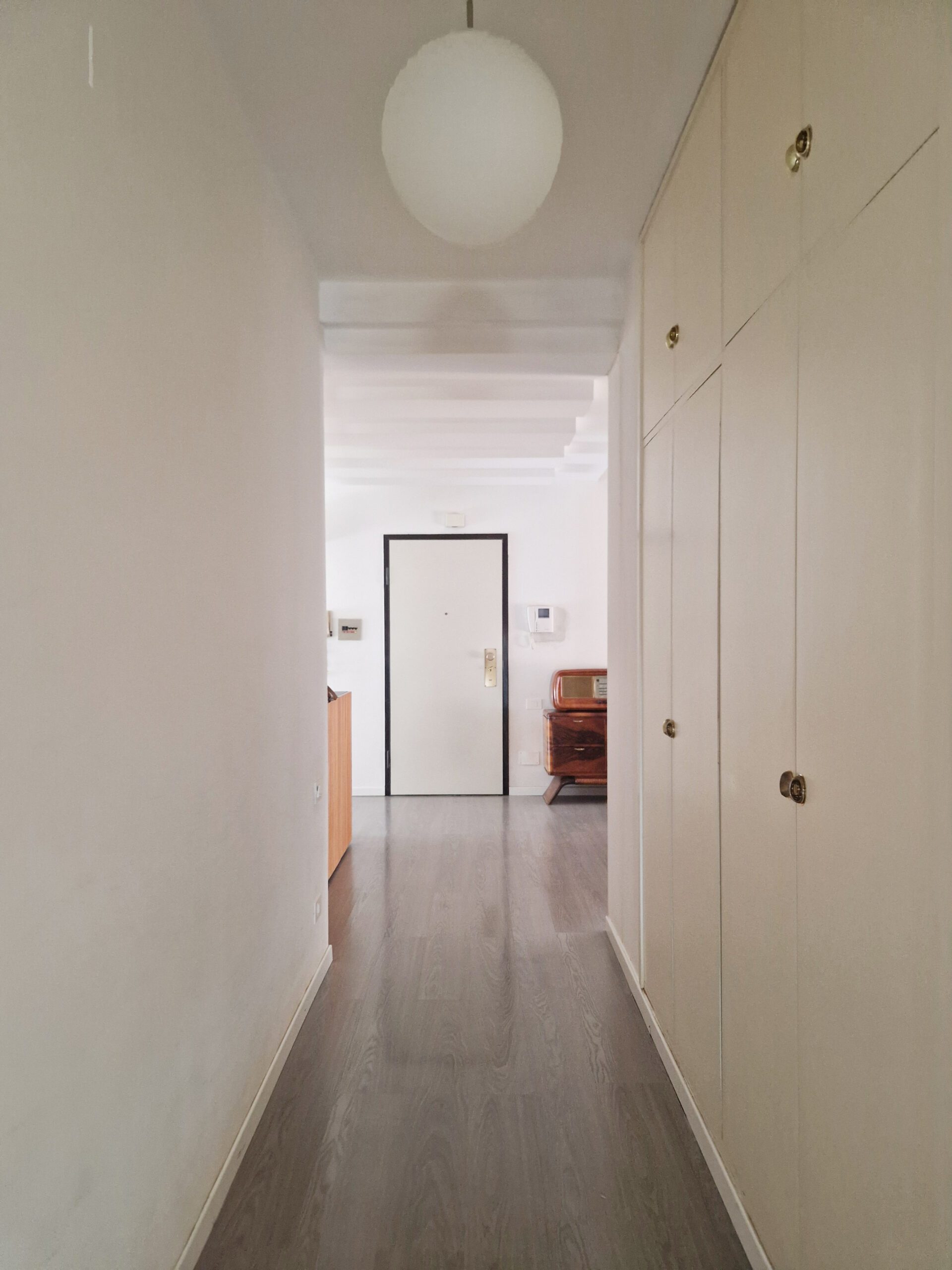 ingresso-corridoio01